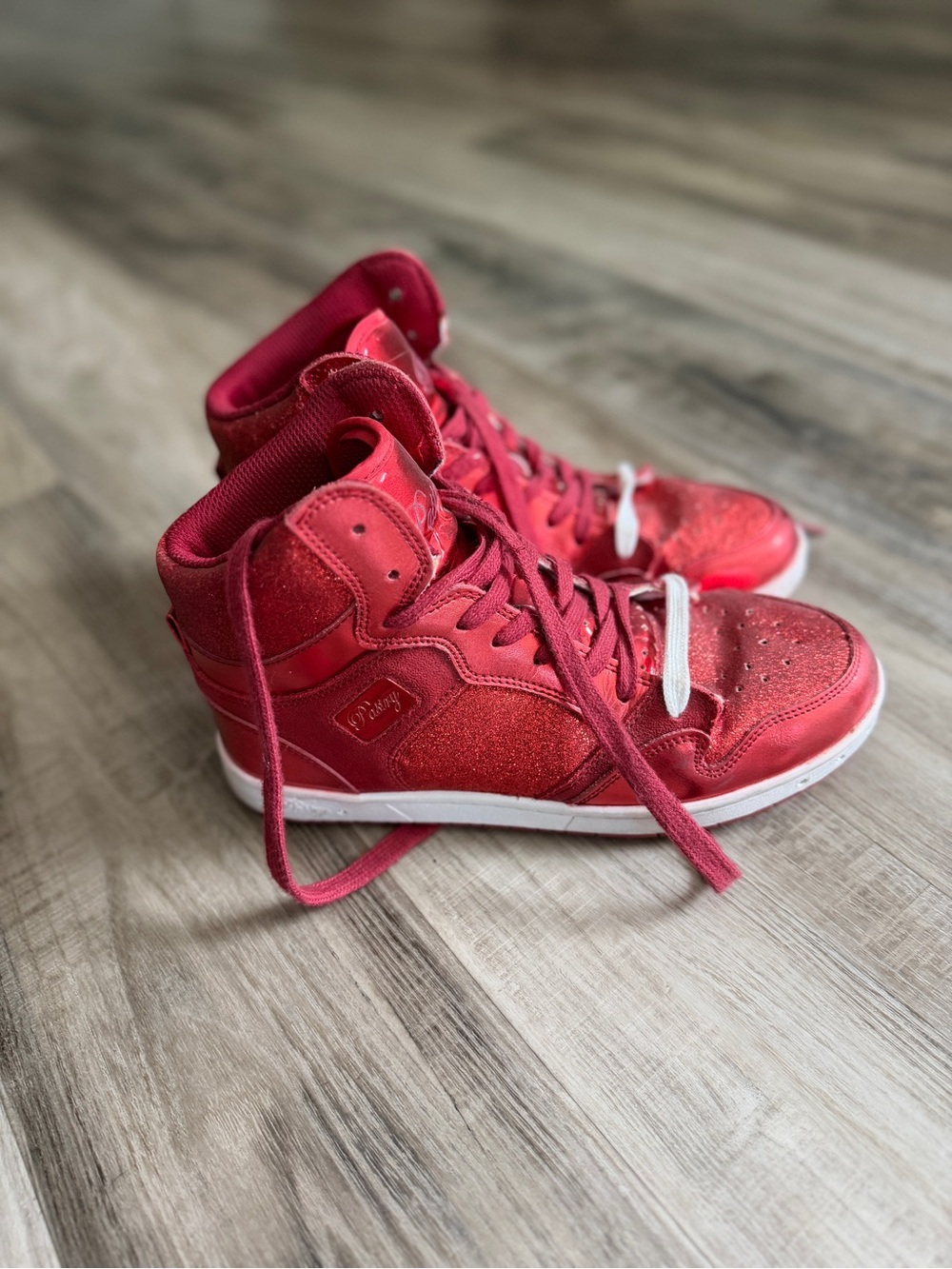 Pastry Red Sparkle High-Tops